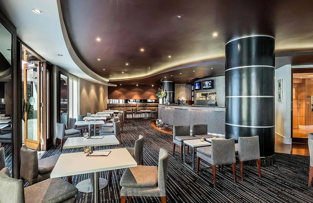 Quay West Suites Melbourne-1